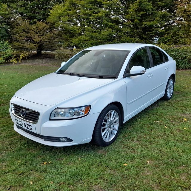 VOLVO S40 S.E. LUX EDITION DRIVE 4 DR SALOON