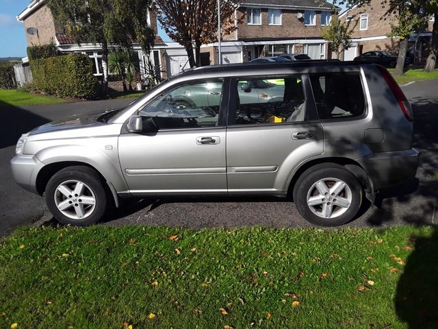 Nissan xtrail 06 reg 4x4,failed mot spares or repair.