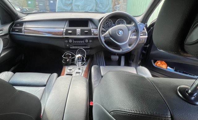 BMW X5 50i Auto (4.4 twin turbo V8)