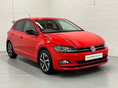 Volkswagen Polo HATCHBACK