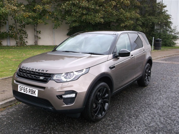 Land Rover Discovery Sport 2.0 TD4 HSE BLACK AUTO 4WD 7