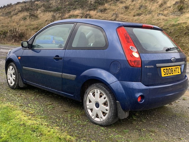 Reliable Blue Ford Fiesta For Sale