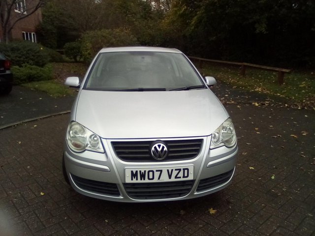 Volkswagen Polo reg) 3 door Petrol Manual 