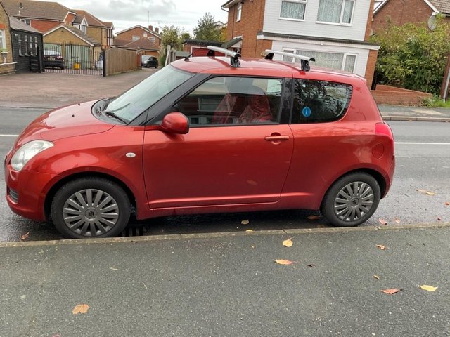 SUZUKI SWIFT 1.3. 3DOOR LOW MILEAGE