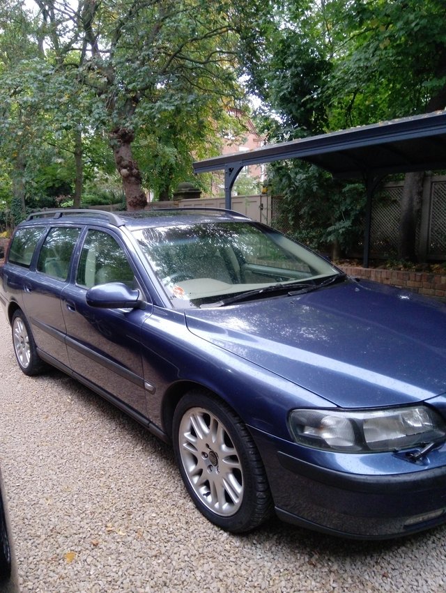  - VOLVO V SE 5dr Auto Estate Petrol REDUCED