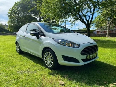 Ford Fiesta 1.5 BASE TDCI 3d 74 BHP