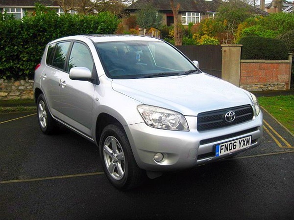 Toyota RAV 4 2.0 VVT-i XT5 5dr