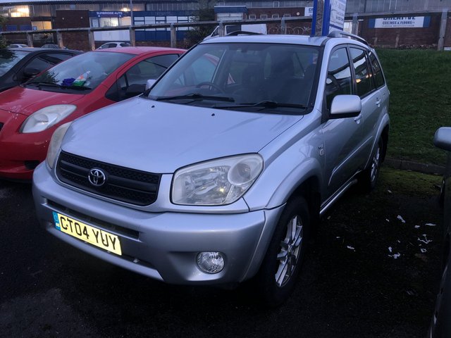 TOYOTA RAV 4 2.0 XT4 5dr Auto 