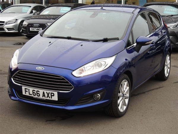 Ford Fiesta 1.5 TDCi Titanium 5dr