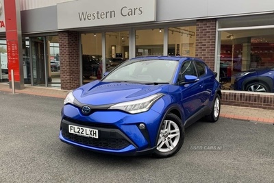 Toyota C-HR HATCHBACK