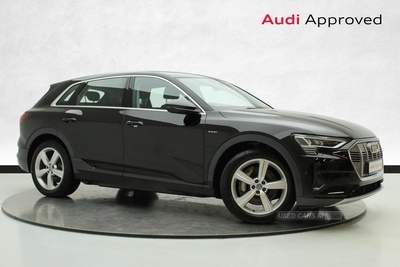 Audi e-tron Technik 50 quattro  kW