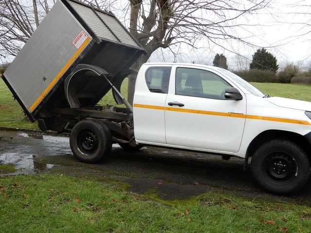 TOYOTA HILUX ARBTRUCK TIPPER BODY