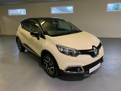 Renault Captur HATCHBACK