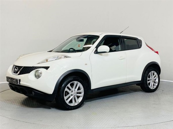 Nissan Juke 1.6 Acenta 5dr [Premium Pack]