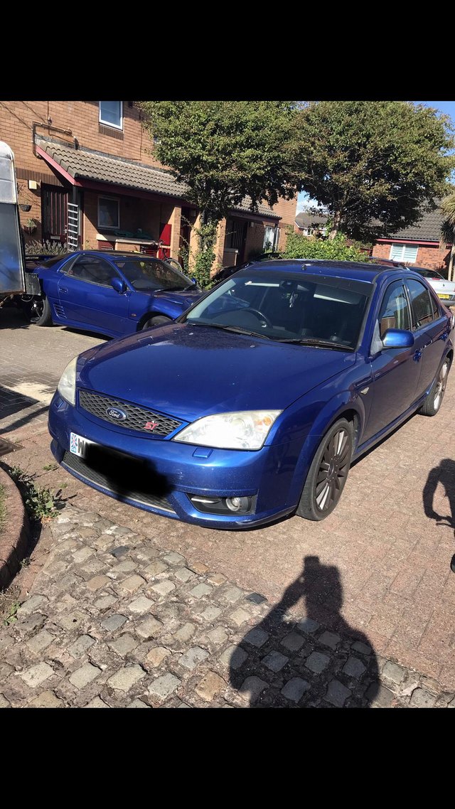 Ford mondeo ST 2.2 diesel car