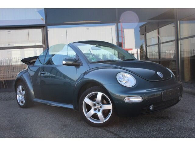 Volkswagen - New Beetle 