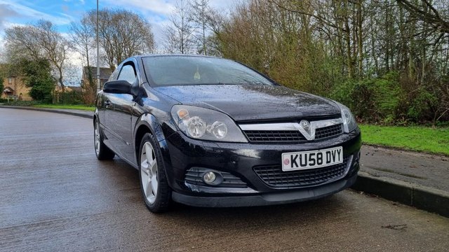 Vauxhall Astra SRI - 1.8, great condition.