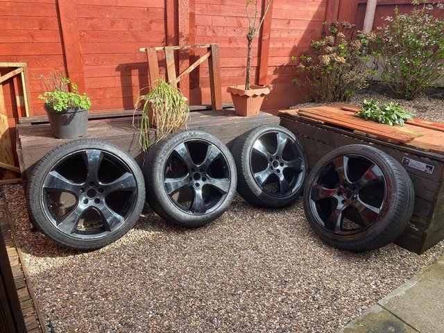 SET OF BLACK RARE IRMSCHERALLOY WHEELS