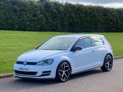 Volkswagen Golf DIESEL HATCHBACK