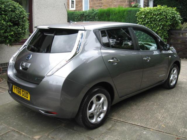 ) Nissan Leaf Acenta 30kw,Low mileage,Excellent car