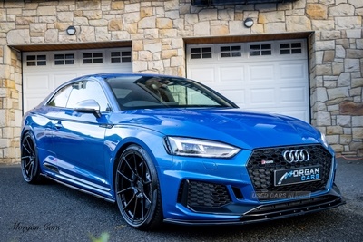 Audi RS5 COUPE