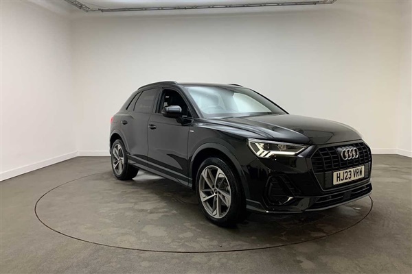 Audi Q3 35 TDI Black Edition 5dr S Tronic