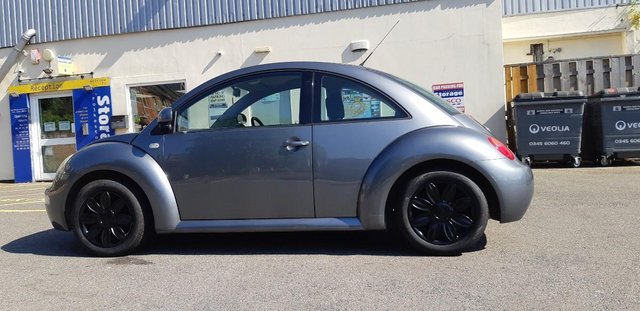  Platinum Grey VW Beetle 2.0L Petrol 5 Speed Manual