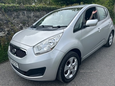 Kia Venga HATCHBACK