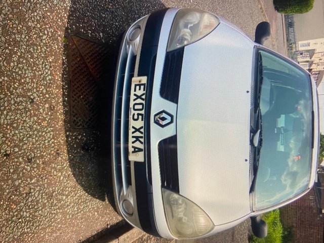 Renault Clio in VGC very low mileage
