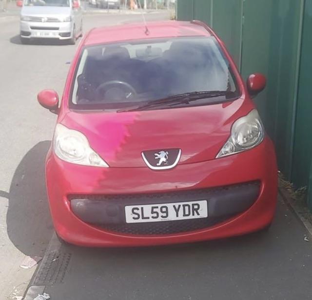 Peugeot 107 urban red for sale