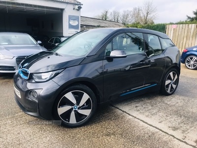 BMW i3 HATCHBACK