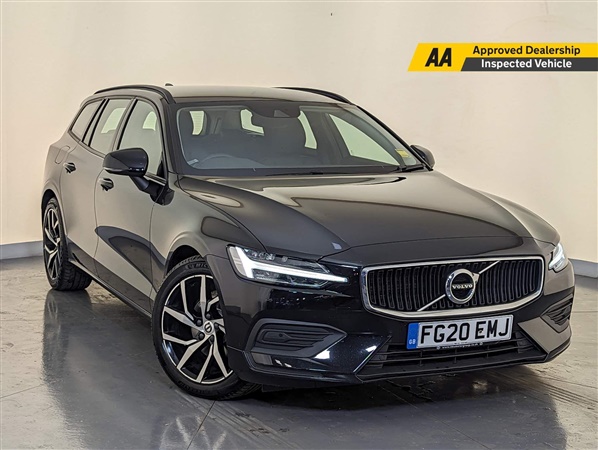 Volvo V D] Momentum Plus 5dr