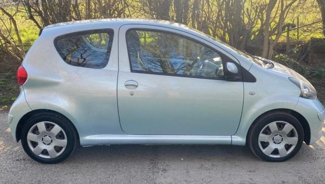 Toyota Aygo sport 1L 3door vehicle