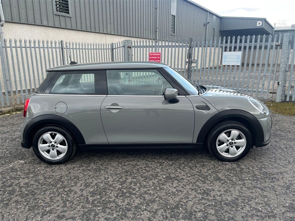 Mini Hatch 1.5 3-Door Hatch Cooper Classic