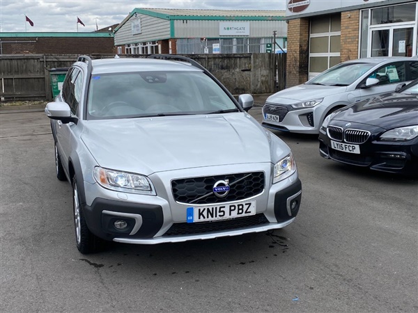 Volvo XC70 D] SE Lux 5dr AWD Geartronic