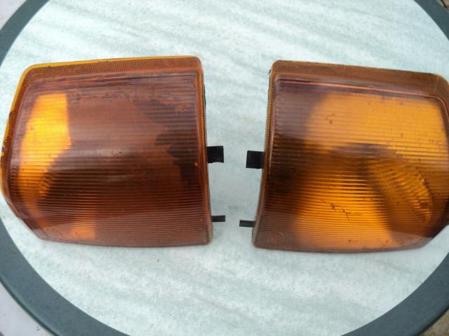 Discovery Indicator Lights L&R only £3 the pair!