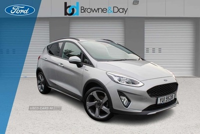 Ford Fiesta Active Edition, Rear view camera & park sensor's