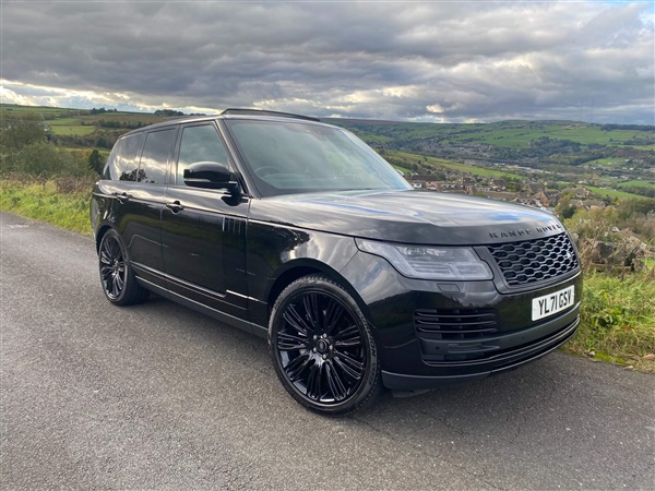 Land Rover Range Rover 3.0 D300 MHEV Westminster Black Auto