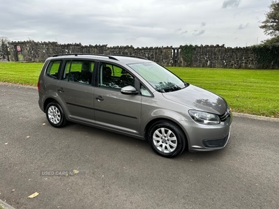 Volkswagen Touran DIESEL ESTATE