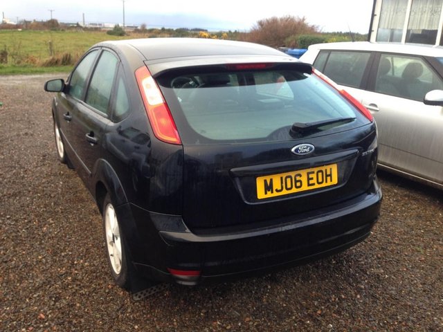 FORD FOCUS AUTO IN VGC DELIVERY AVAILABLE.