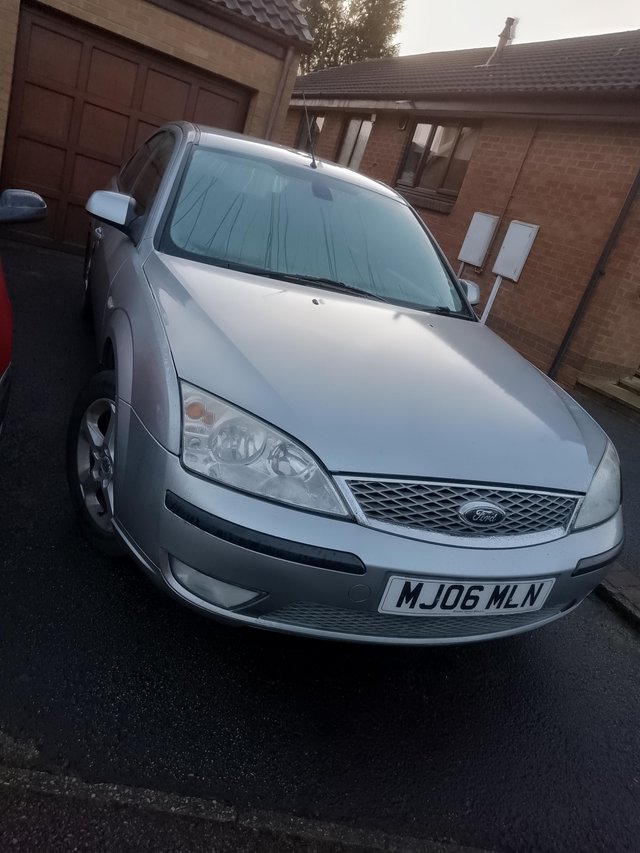 Ford Mondeo spares or repairs  miles