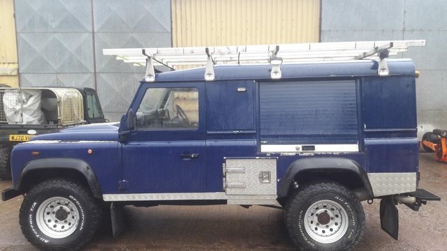Land Rover DEFENDER ) Blue 4x4, Manual Diesel,