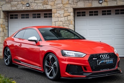 Audi RS5 COUPE