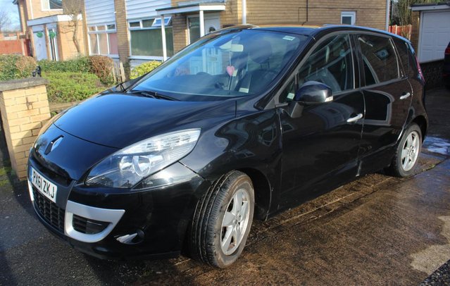 Renault Scenic 61 Plate good family car
