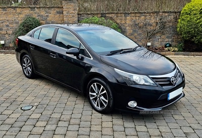 Toyota Avensis DIESEL SALOON