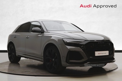 Audi Q8 RS TFSI QUATTRO CARBON BLACK MHEV