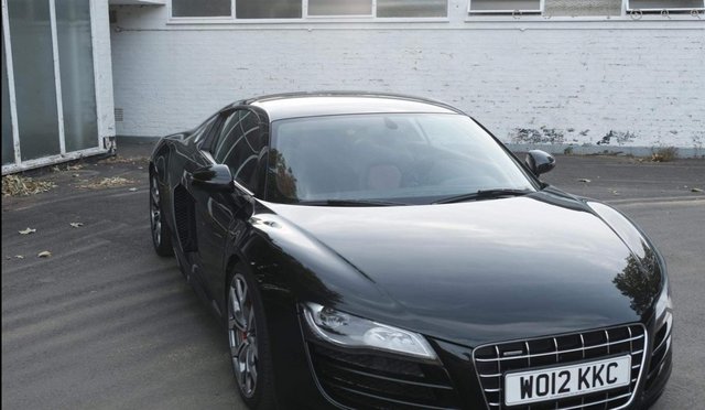 Audi  R8 5.2 FSI V10 S TRONIC QUATTRO LHD  LHD