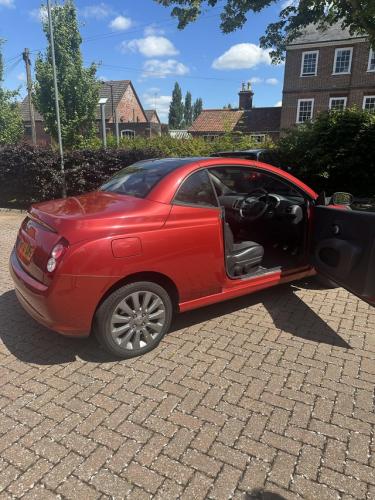 Electric Convertible Nissan Micra Essenza C+C