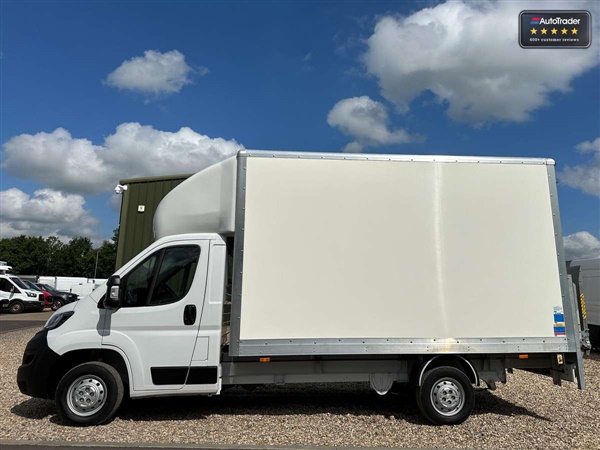 Peugeot Boxer 2.2 BlueHDi Chassis Crew Cab S 140ps