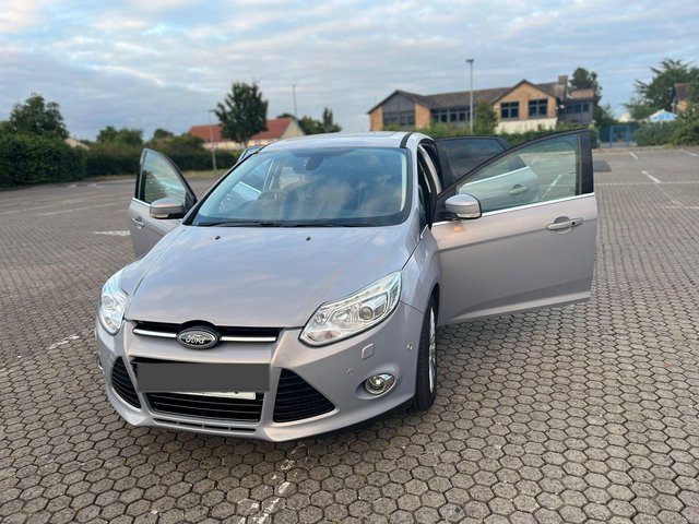 FORD FOCUS  titanium x TDCi 2.0